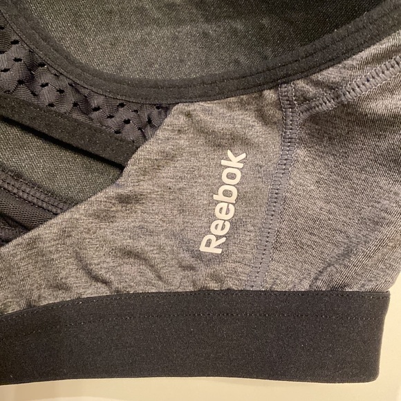 Reebok vent mesh & keyhole sports bra molded cups Small / Extra Small gray black - Picture 5 of 14